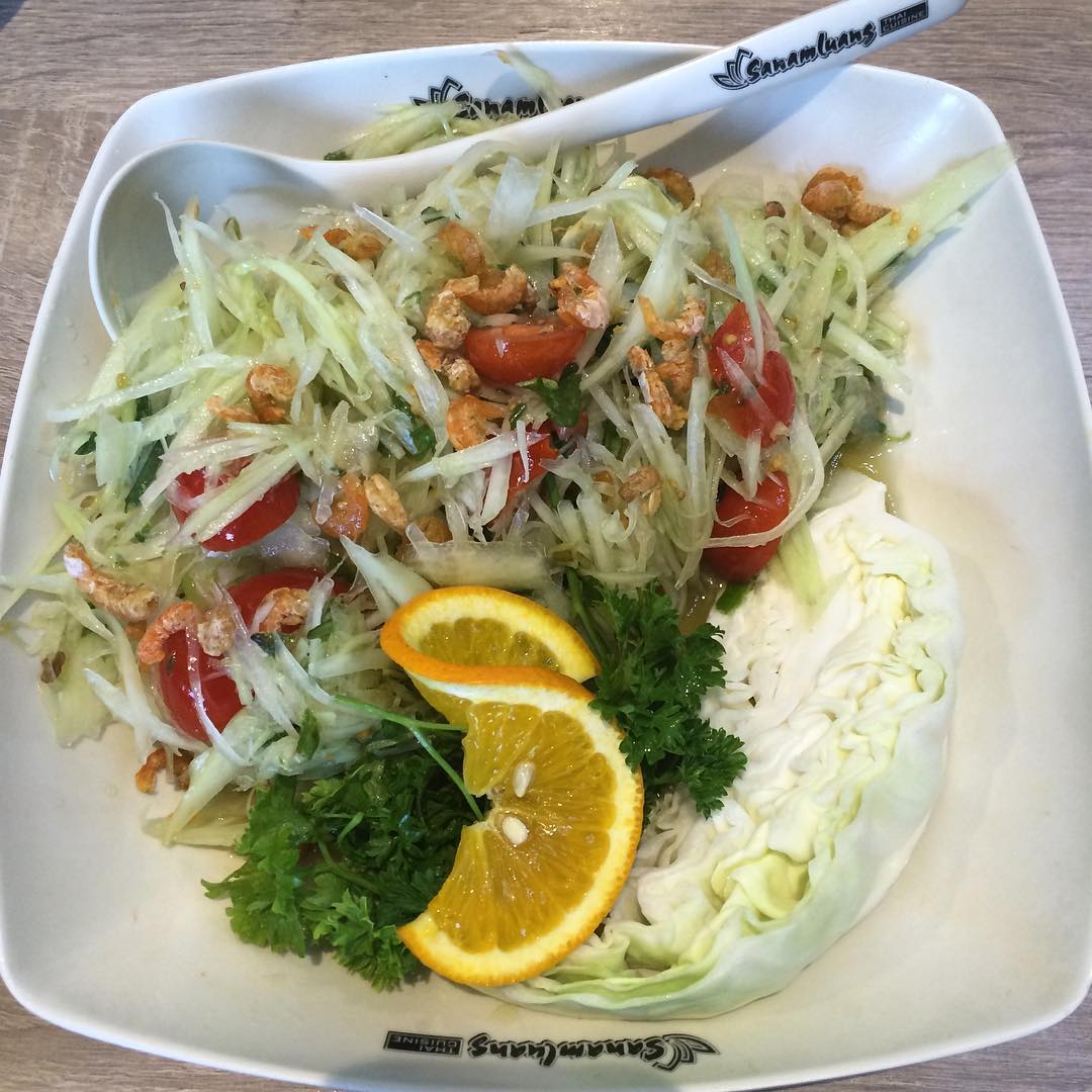 SanamluangTC's tweet photo. How spicy do you like your Papaya salad? https://t.co/sXFqsBY6NN