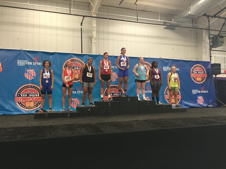 themillcoach's tweet photo. Congrats 2xAll American Allyson Halbach 6th in the javelin. Good job in that 3000 too🚀💨! #rocketlife #millpower https://t.co/ilMzMOBzd8
