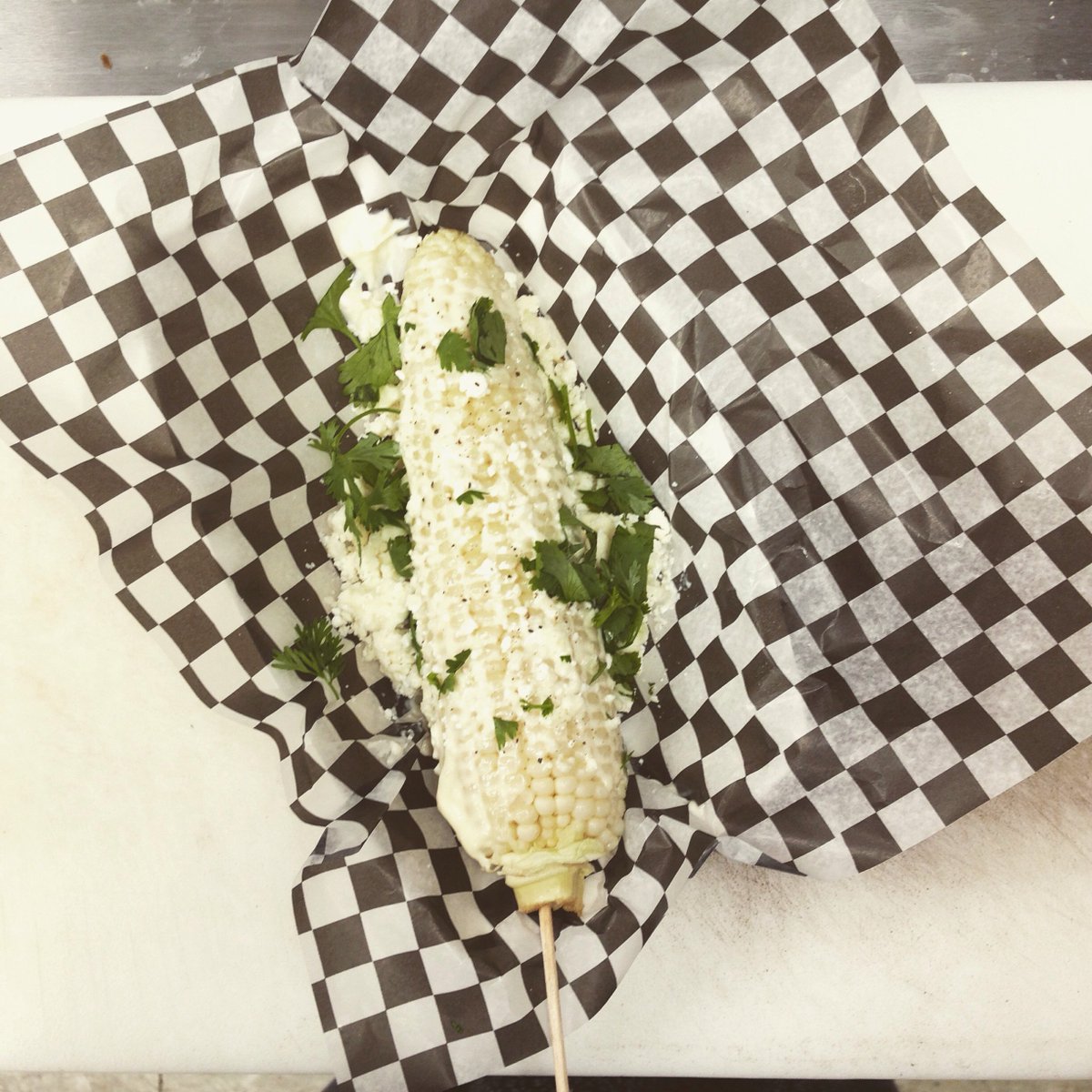 feedmetacoqueso's tweet image. We're serving up street corn in #dundas at @lagershed till 7pm! (unless we run out!) get down here! #dundas #brewery