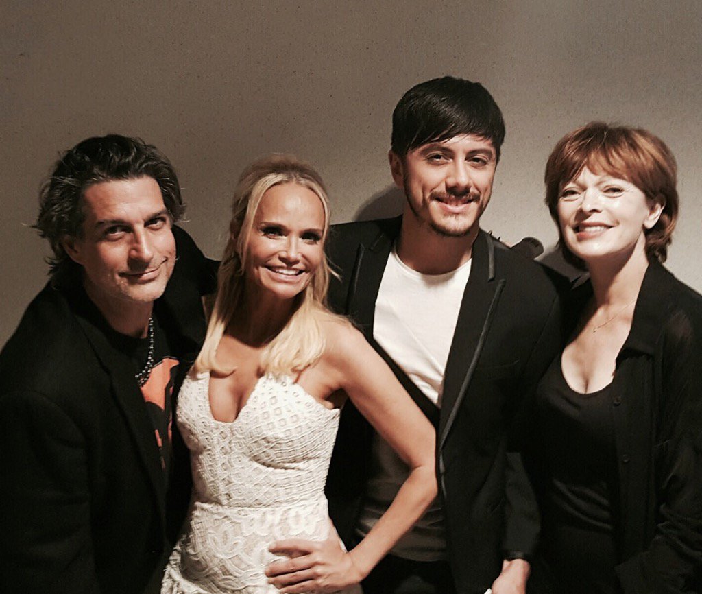 Frances_Fisher's tweet photo. #People - at @BarbraStreisand's memorable #Staples concert w #JimmyDemers @KChenoweth &amp; @SephStanek  #Memories https://t.co/IXAM9JFOuK
