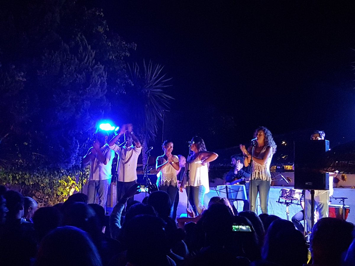 Pablo Ruiz García (@p_ruizgarcia) on Twitter photo Disfrutando del concierto en #LaAntilla <a href="/PuertodeIndias/">Puerto de Indias</a> de <a href="/LaCavagrupo/">La Cava</a> con <a href="/torrescanomaria/">Maria Torres cano</a> Disfrutando del concierto en #LaAntilla <a href="/PuertodeIndias/">Puerto de Indias</a> de <a href="/LaCavagrupo/">La Cava</a> con <a href="/torrescanomaria/">Maria Torres cano</a>