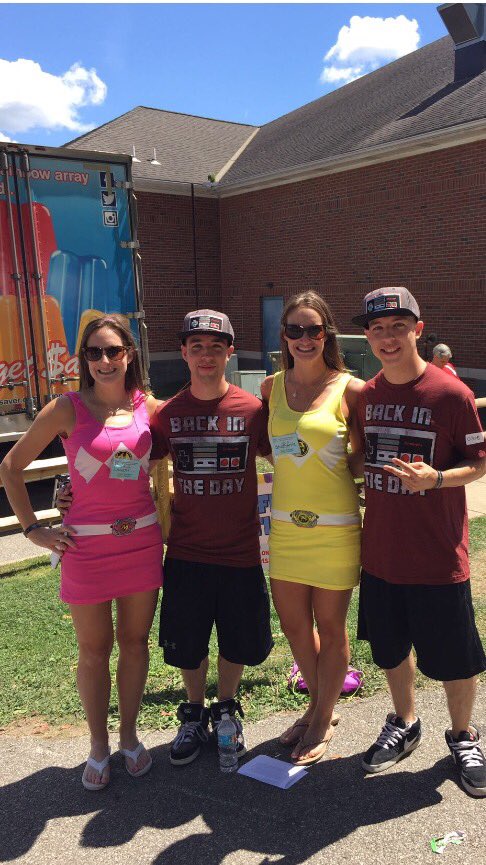 suddoth1's tweet image. Twins Days Festival