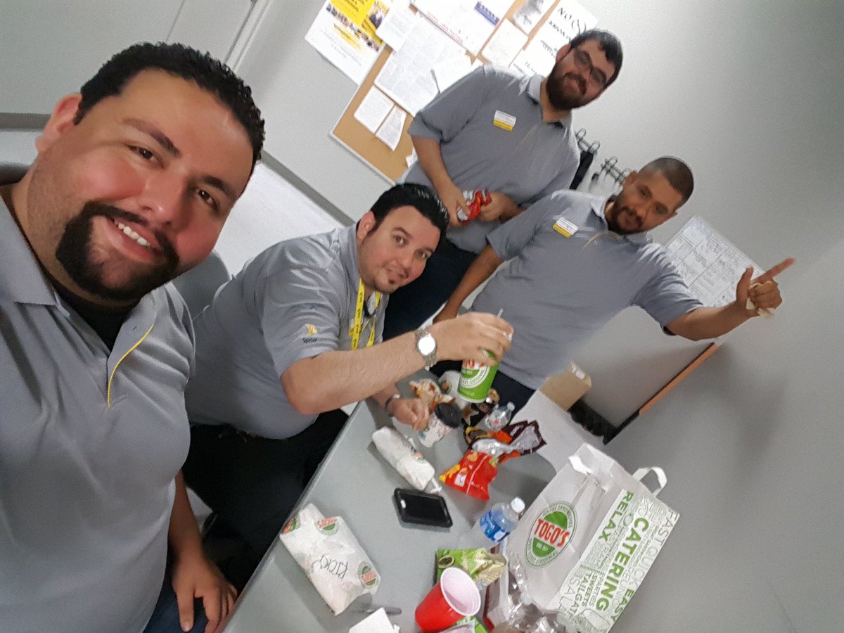 WL_BLS's tweet photo. #BLSSAYSTHANKSTOWL #lunchtime @WL_NORCAL @Pkushn @wl_byoung @WL_BAY https://t.co/7RprlegfZs