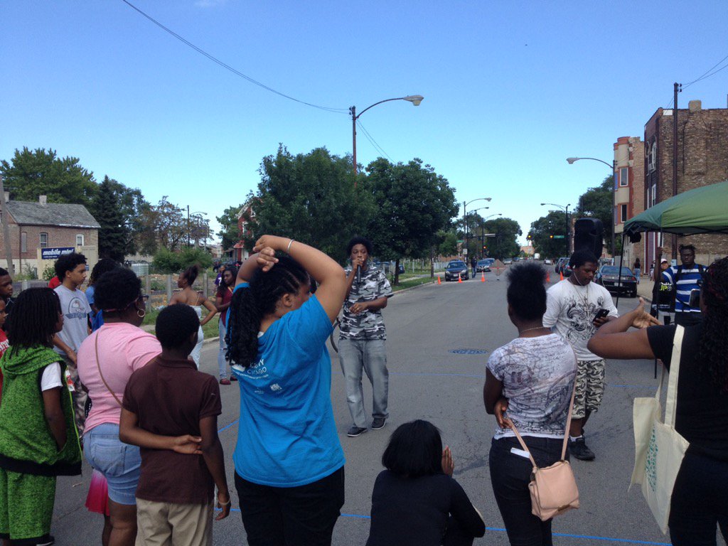GoGarfieldPark's tweet photo. Garfield PlayStreets Performance #rnsactivetrans #rns19 #teamgogarfieldpark https://t.co/yixp76OZWg