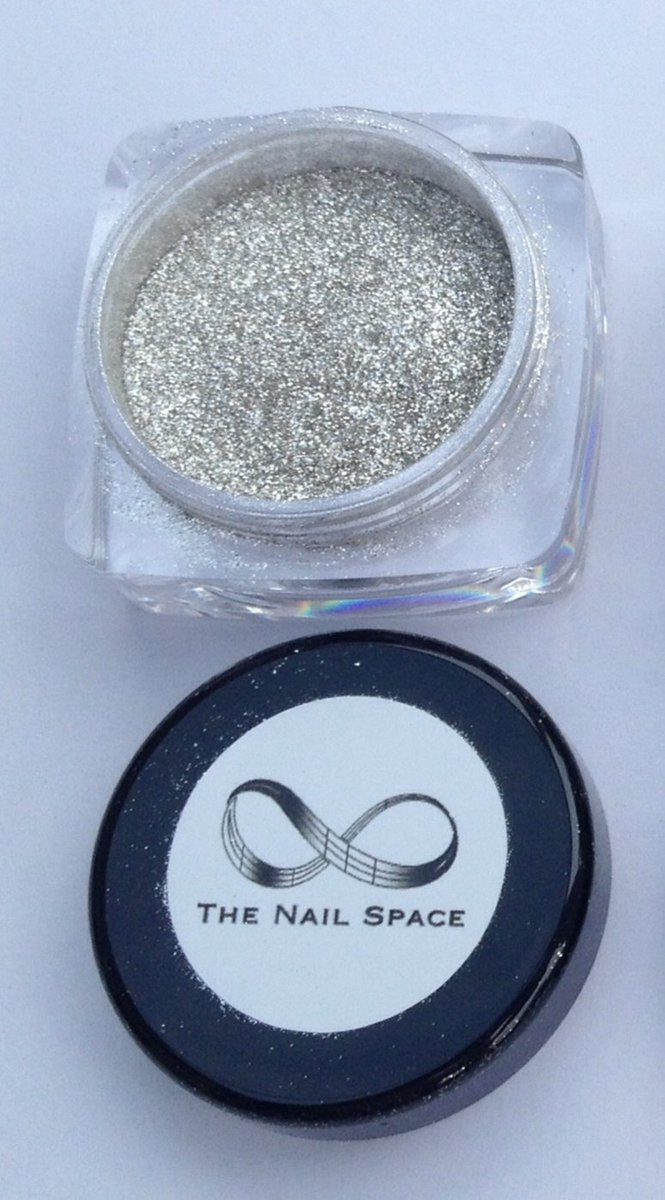 TheNailSpace's tweet photo. Chrome beauties by @InfinityNails_ using @TheNailSpace STARS pigment!!! Cosmetic Grade
https://t.co/Xnups1GVia… https://t.co/j2o4gHzKJV