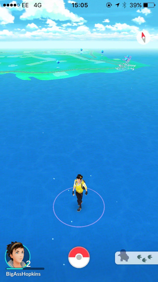 DigitalPinnacle's tweet photo. @senormarkymark When even drowning won't stop you getting that #Pokemon
#PokemonGO #TeamInstinct #JesusMode https://t.co/gFHrEs4rnS