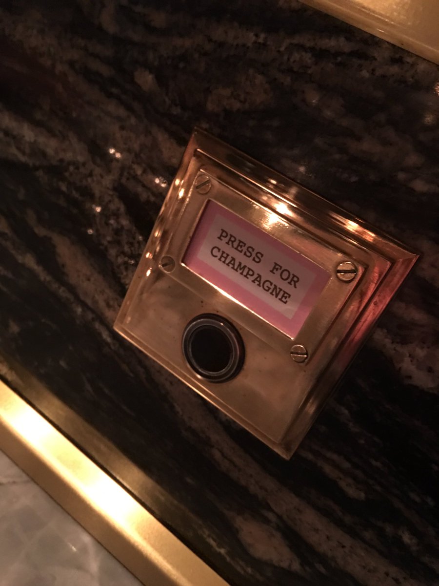 ValerieFoxxx's tweet photo. One of my happy places 👌🏻 @bobbobricard @bobbob https://t.co/7ESyJ5CkE5