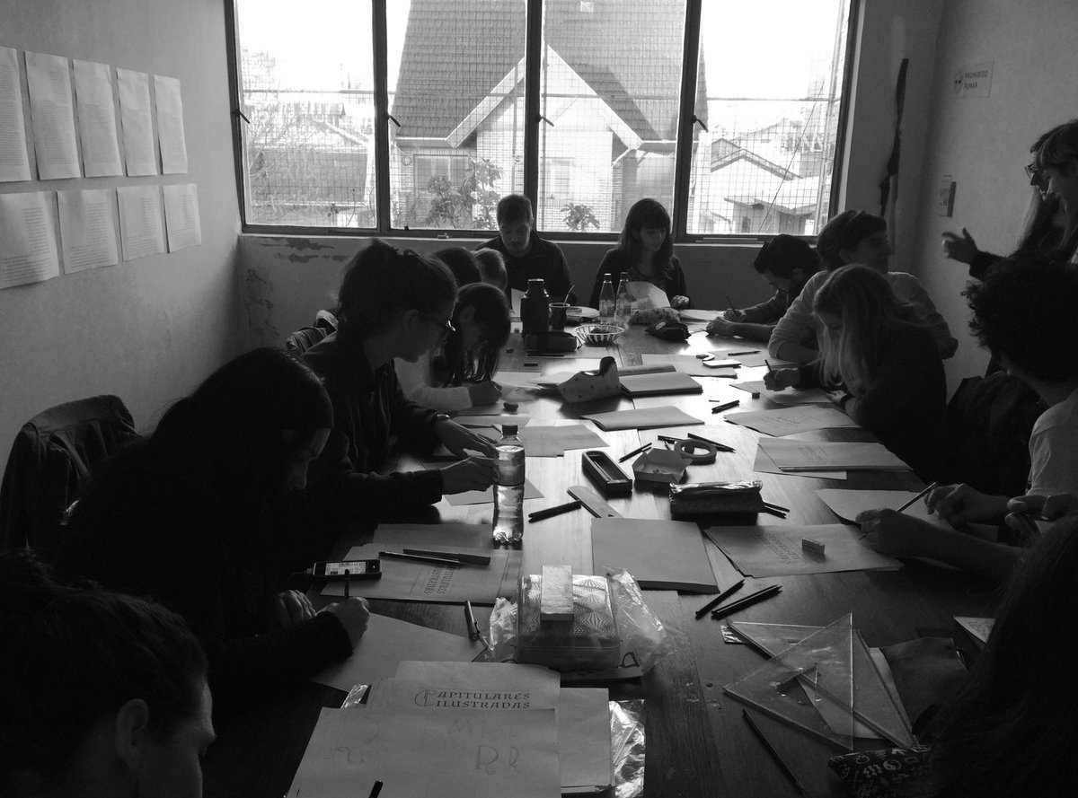 TiposLatinos's tweet photo. Talleres en Tipos Latinos Buenos Aires https://t.co/7RIlyki5bW