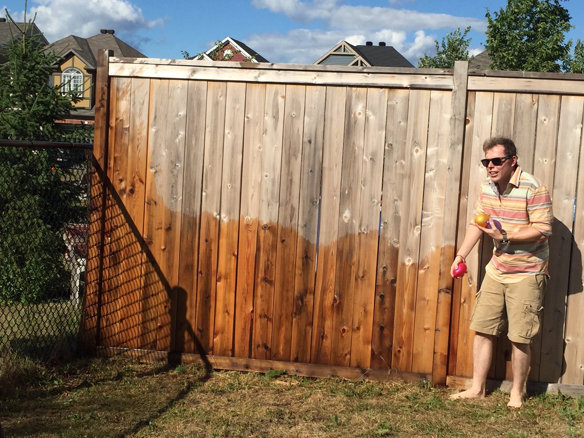 What started as admiring a dad and his kids slingshotting water balloons turned into war!! #wewon