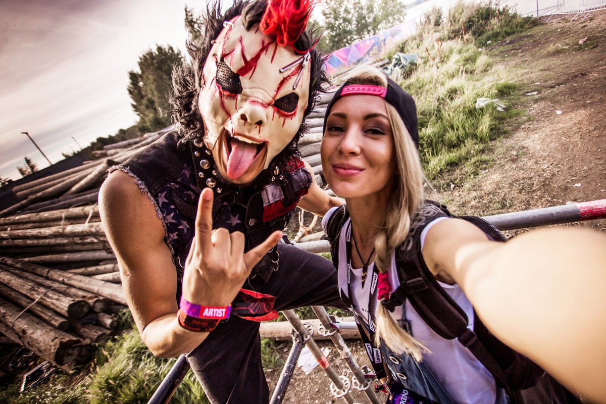 pastakeda's tweet photo. DJ BL3ND! Weekend Festival Finland 2016. @DJ_BL3ND @WeekendFestival @pastakeda https://t.co/6O9acroPqI