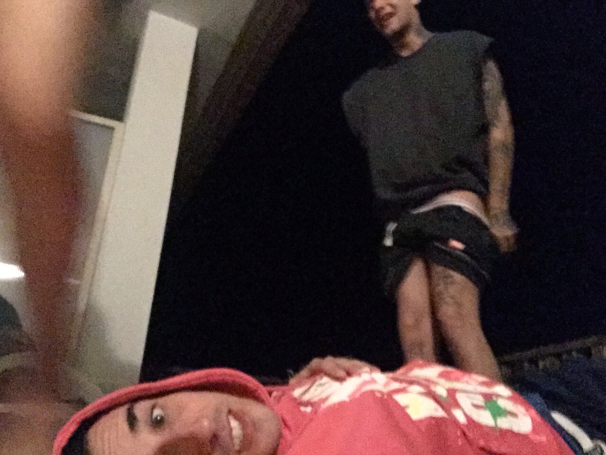 TimmyTreasure_X's tweet photo. Having some fun after work with @ItsMickeyTaylor and @charleycolexxx 😂! #ThisIsHappenig https://t.co/Mq3aNU6dT5