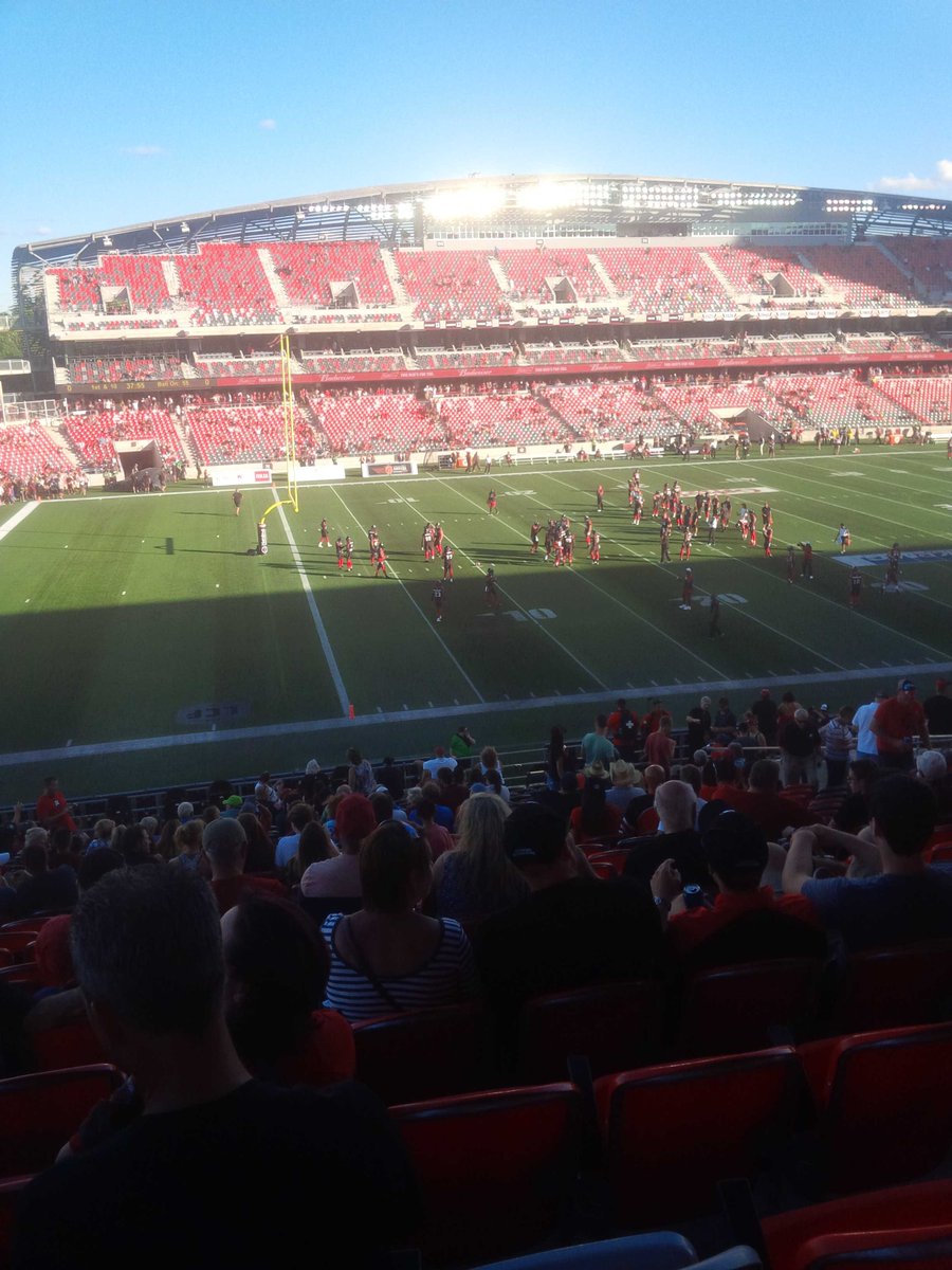 gregsviews's tweet image. First Redblacks game of the year