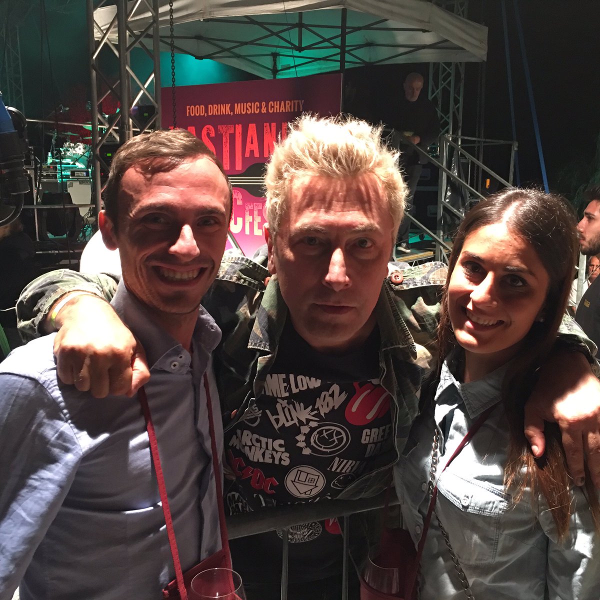 gabrygabry92's tweet photo. Grazie @VIRGINRINGO dello scatto! Un grande! @Jbastianich musica festival! #bastianichmusicfestival #ringodj https://t.co/7M1JrAmYXX