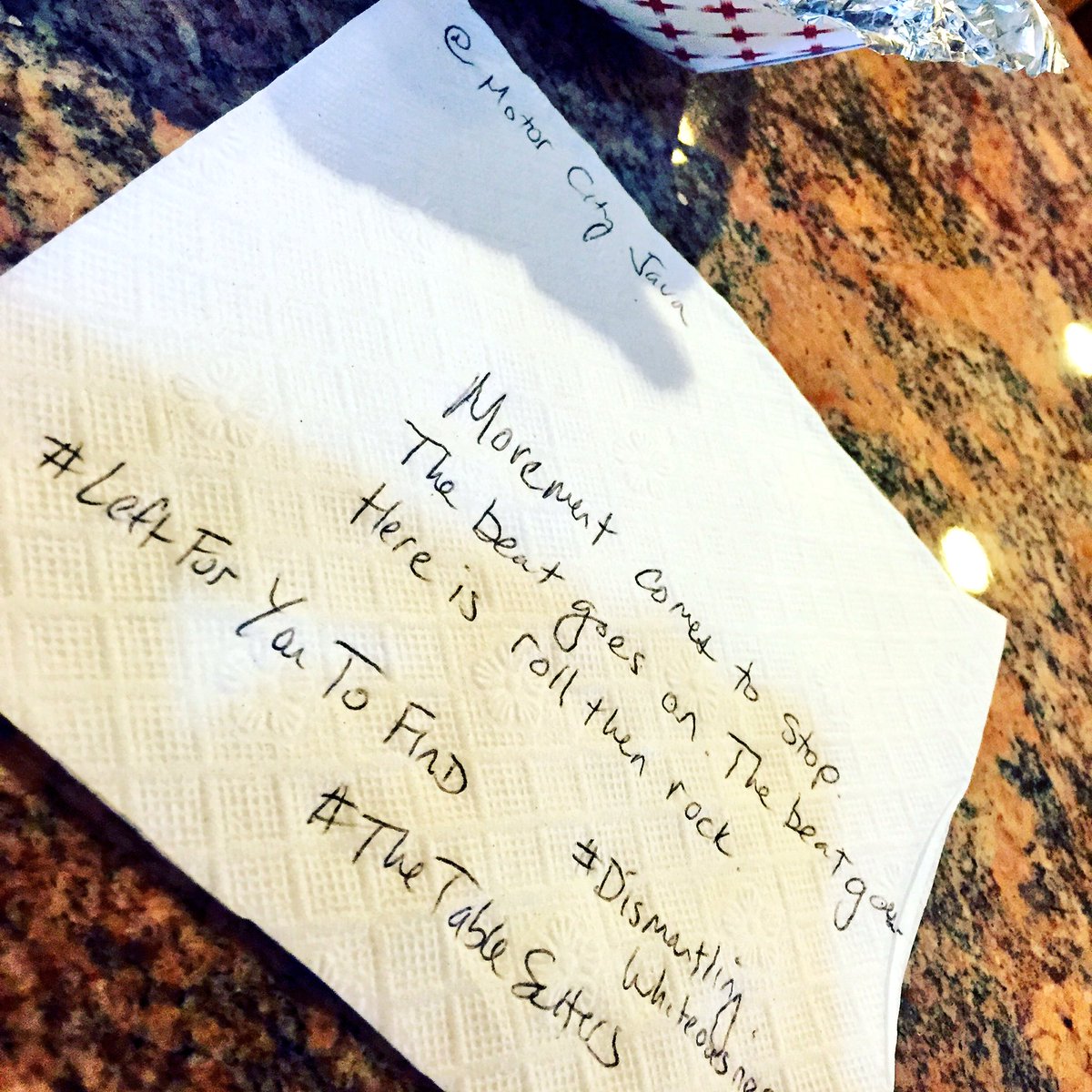 mathyuDjan's tweet image. Movement comes to stop.
The beat goes on. The beat goes.
Here is roll then rock.
#leftforyoutofind #thetablesetters