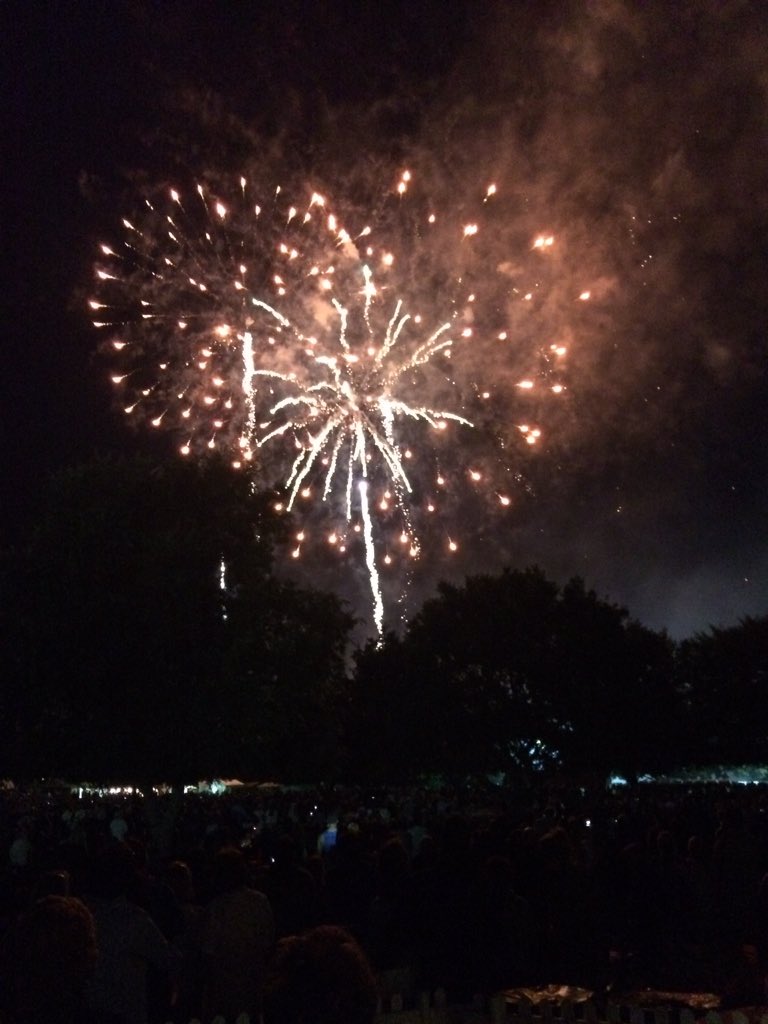 Thank you for coming to the Extravaganza 2016 <a href="/GlastonburyAbbe/">Glastonbury Abbey</a>