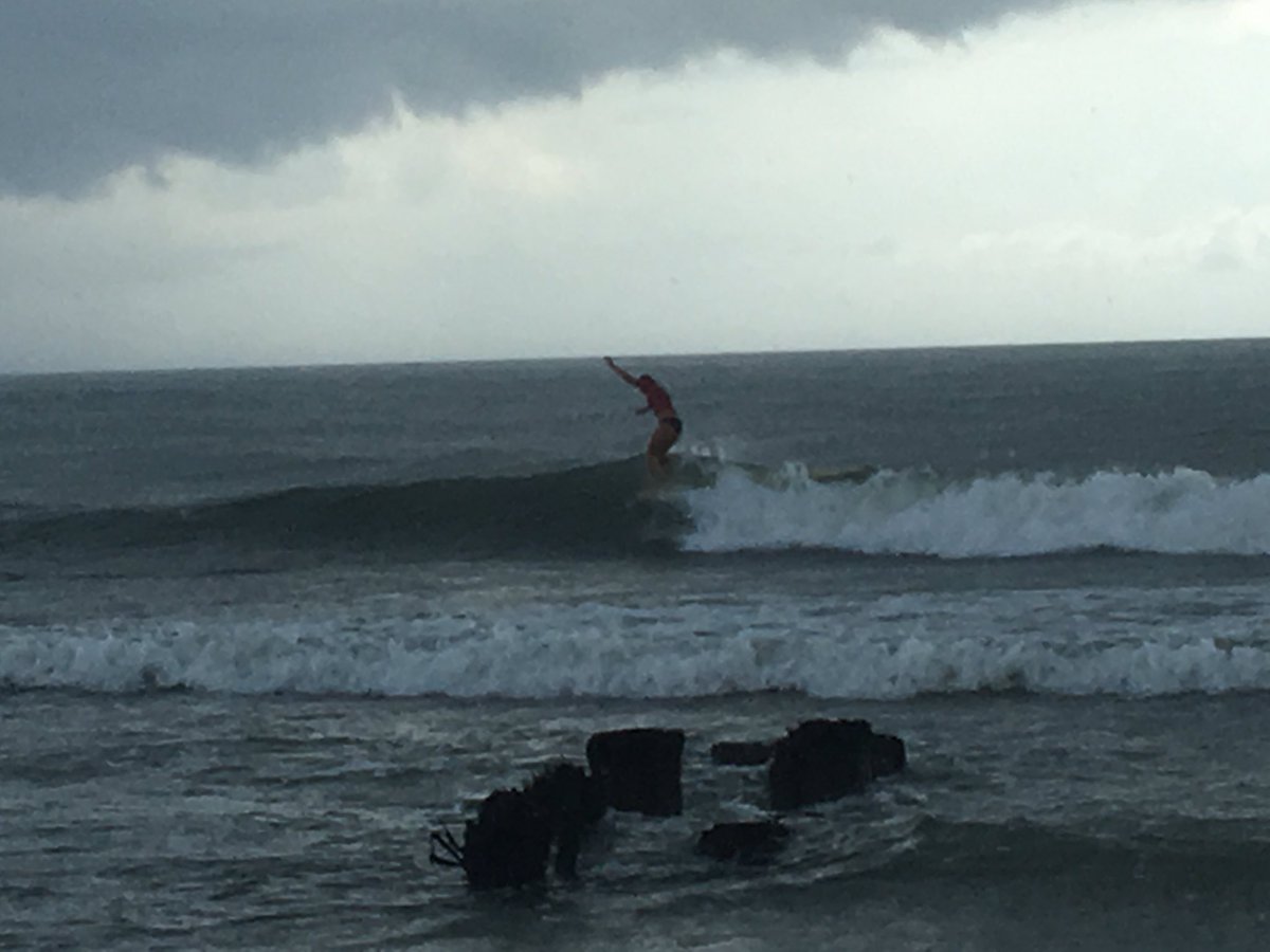 ArtrageousLife's tweet image. #hangten &amp;amp; cross steps make you a winner #surfcompetition