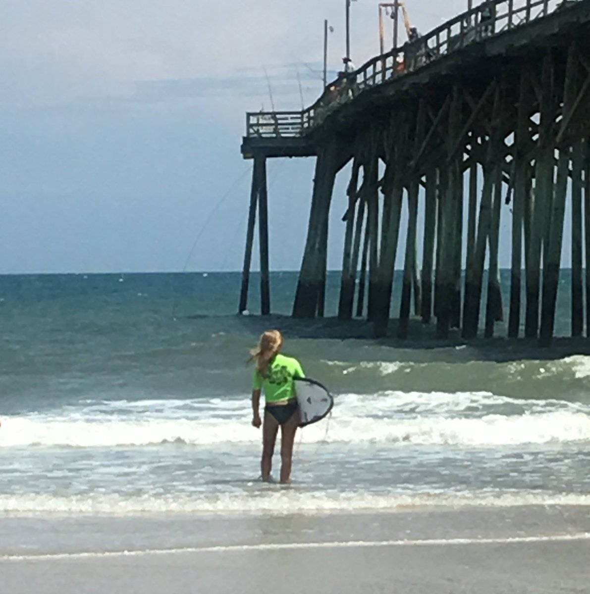 ArtrageousLife's tweet image. #hangten &amp;amp; cross steps make you a winner #surfcompetition