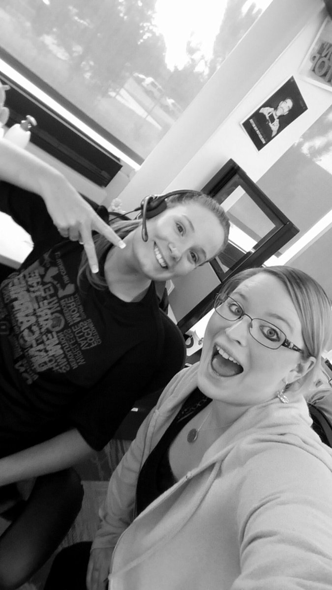 Meghan_Burnside's tweet photo. Getting add-a-lines over here in messaging! Go Mackenzie! #MagentaVortex #StormIct https://t.co/IwKraeas0a