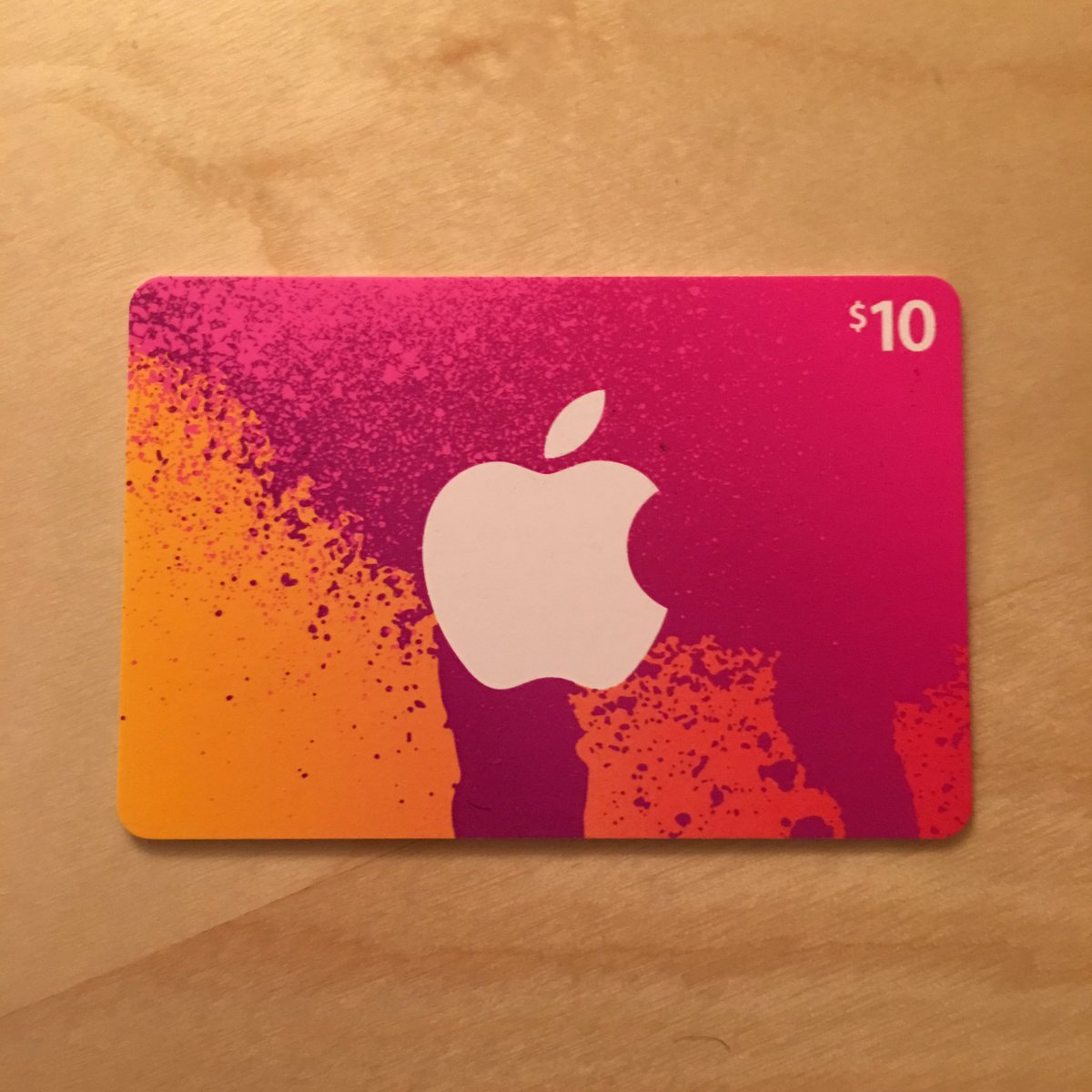 gumborewards's tweet photo. RT to Win: $10 iTunes gift card.  Must be following us. Winner announced tomorrow 🤑 #rewards #giftcards https://t.co/AShNj9sbNG