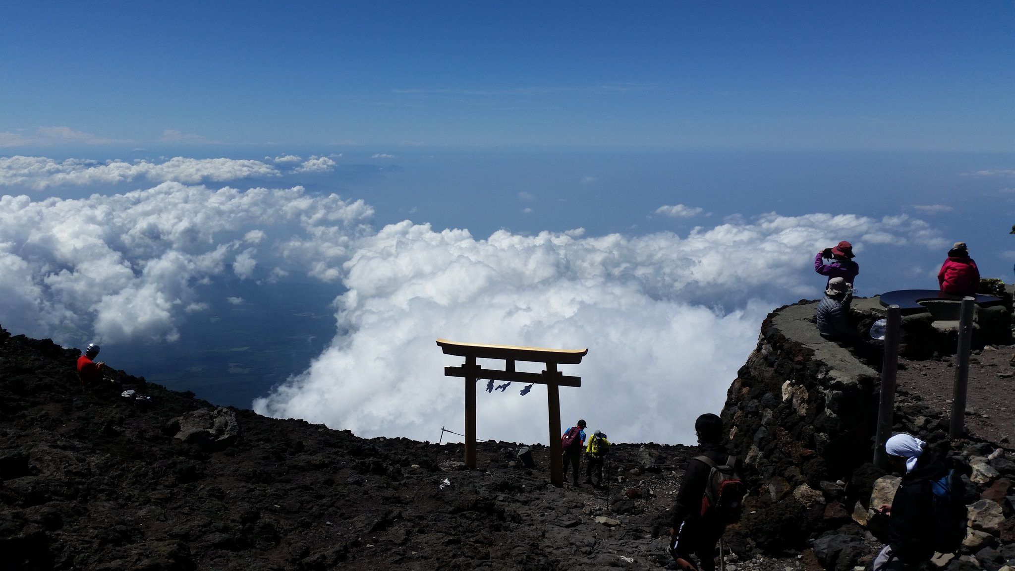 Tsmsr 富士山山頂到着 とてもきれいだった そしてジムリーダーになった それと 伝説のポケモンなんていなかった Tsmsr 富士山山頂到着 とてもきれいだった そしてジムリーダーになった それと 伝説のポケモンなんていなかった