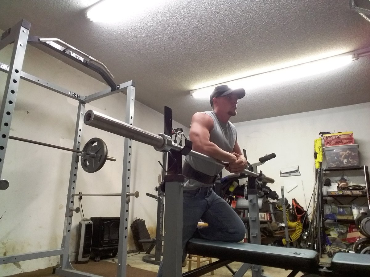 BlakeSmither's tweet photo. Always focused making gains everyday #powerbuilding https://t.co/w7ZdUtAh3l