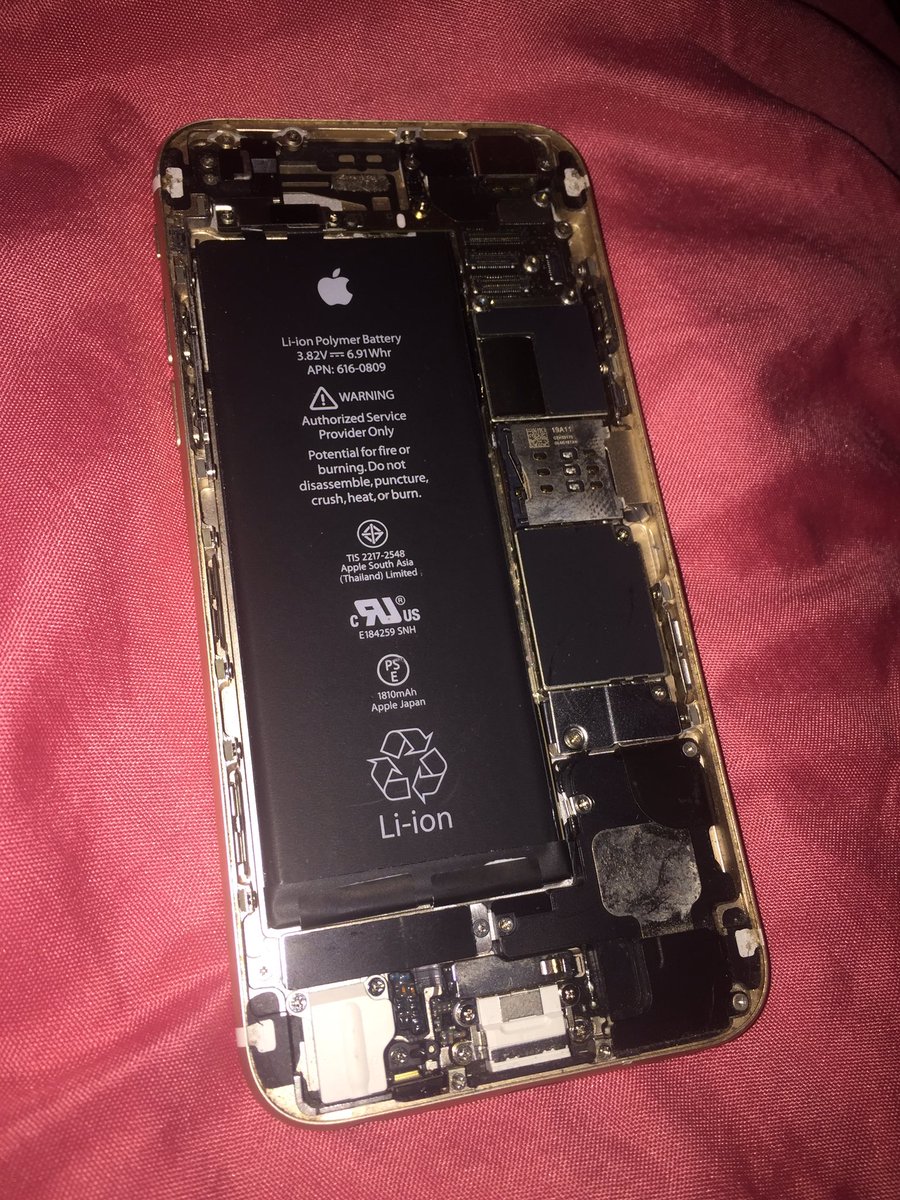 tonyfor30's tweet photo. @Theyenvyrich @LexisMarie_  this is what's left of our tallwood memories 😭😭😹 https://t.co/VlHqip28Yt