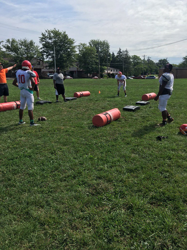 NCH Football (@nchtrojanfb) on Twitter photo Coach Wiggins and Co. making sure the Trojans continue to become not only better but safer tacklers! <a href="/RiddellSports/">Riddell Sports</a> Coach Wiggins and Co. making sure the Trojans continue to become not only better but safer tacklers! <a href="/RiddellSports/">Riddell Sports</a>