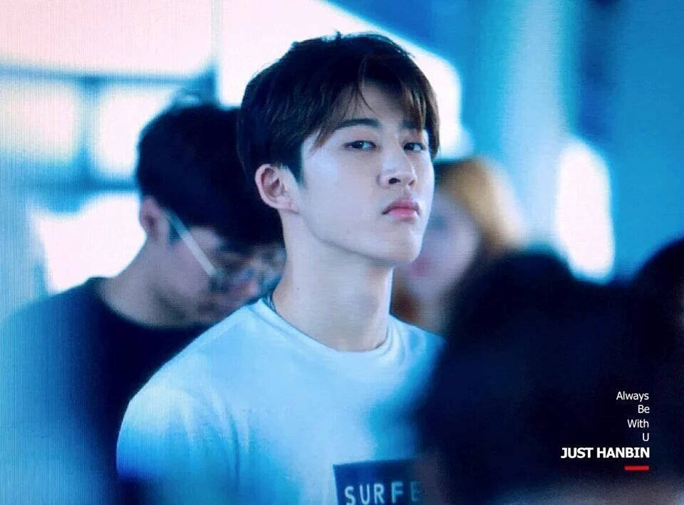 _pp_pearl_'s tweet photo. Kim B.I. : อีลุง จะกลับบ้านมั้ย
Bobby Kim : เอ๊ะ! เสียงคุ้นๆ
Bobby Kim : ที่รักพี่ขอโทษษษ 😭 / #DoubleB https://t.co/uD0RY9Raiz