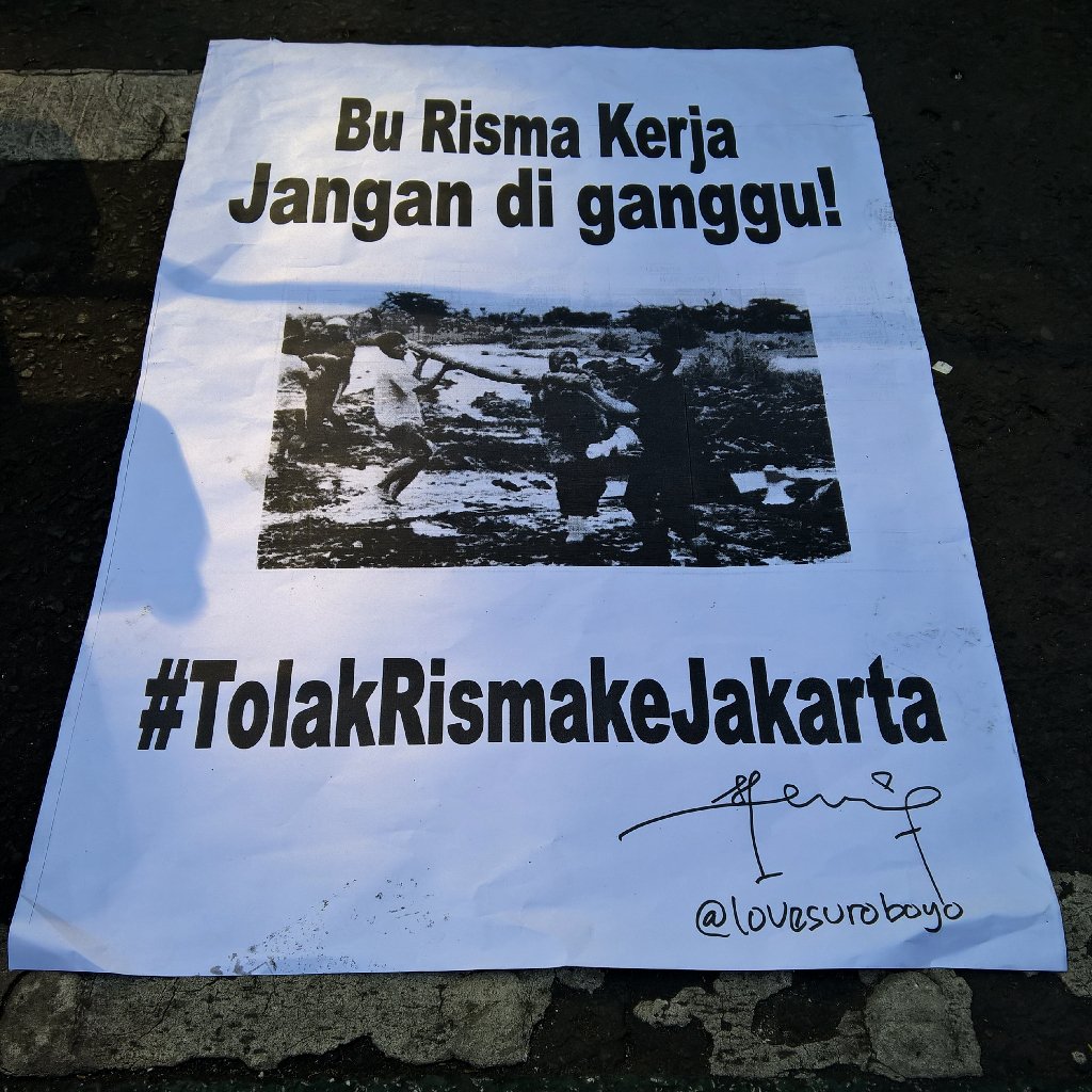 _G03NT03R_'s tweet photo. @Bram4NTio: Catet.!!π Salam Jancok arek2 Sbyo Cak!!π #RismaStay || #SaveRisma https://t.co/etmuBiiFmR"@WSuryasana https://t.co/b1iVcrtNPu