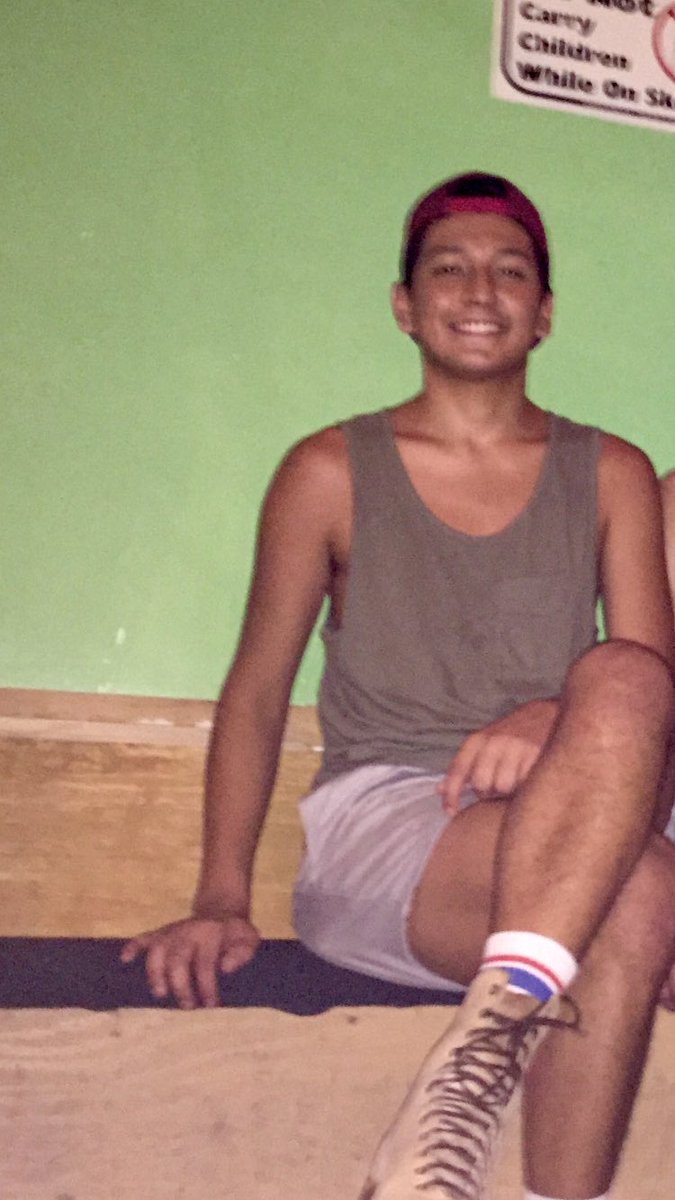 JakeCutlet's tweet image. When bae says he'll be home at midnight and walks in at 12:05