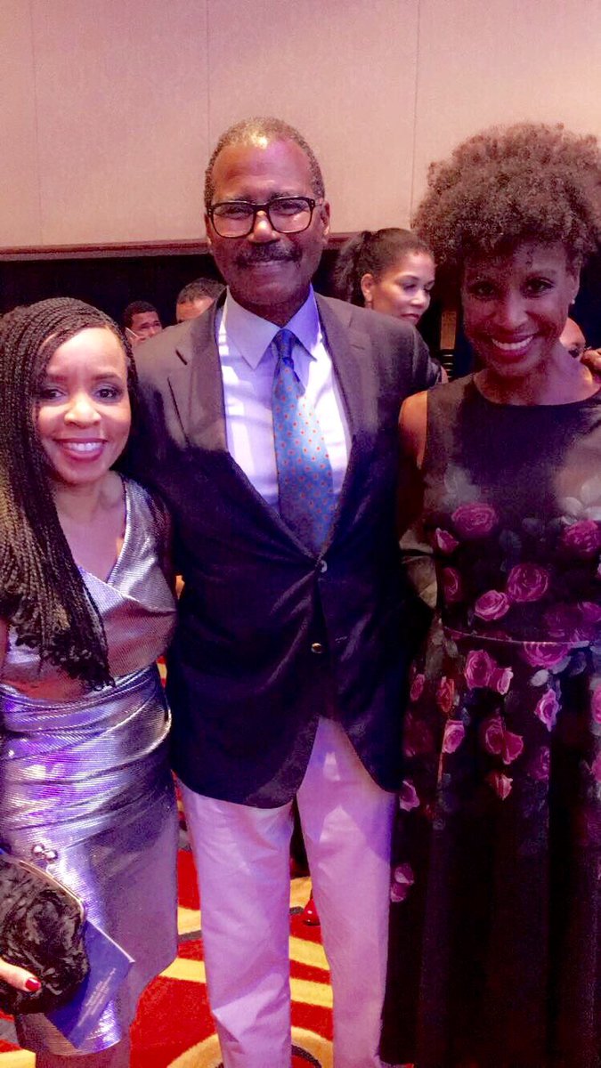 Nicole Young (@NicoleYoung60) | Twitter