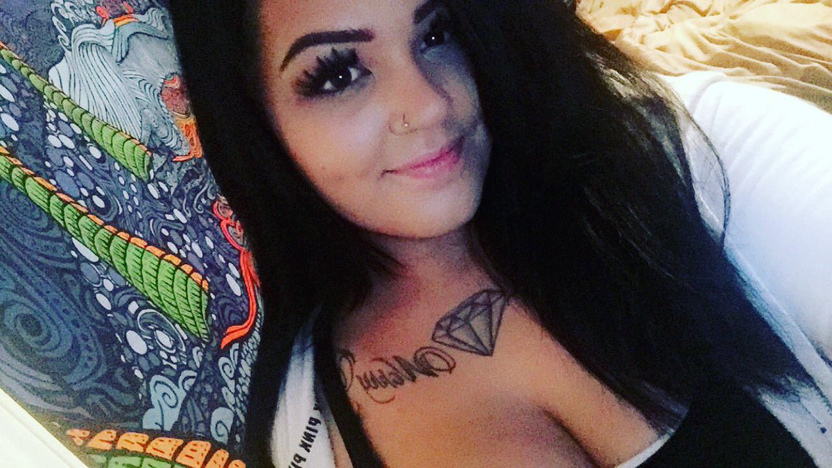 haleydankk's tweet photo. Follow the #snap #snapchat hwhiskeyhands https://t.co/hP0plhG22x