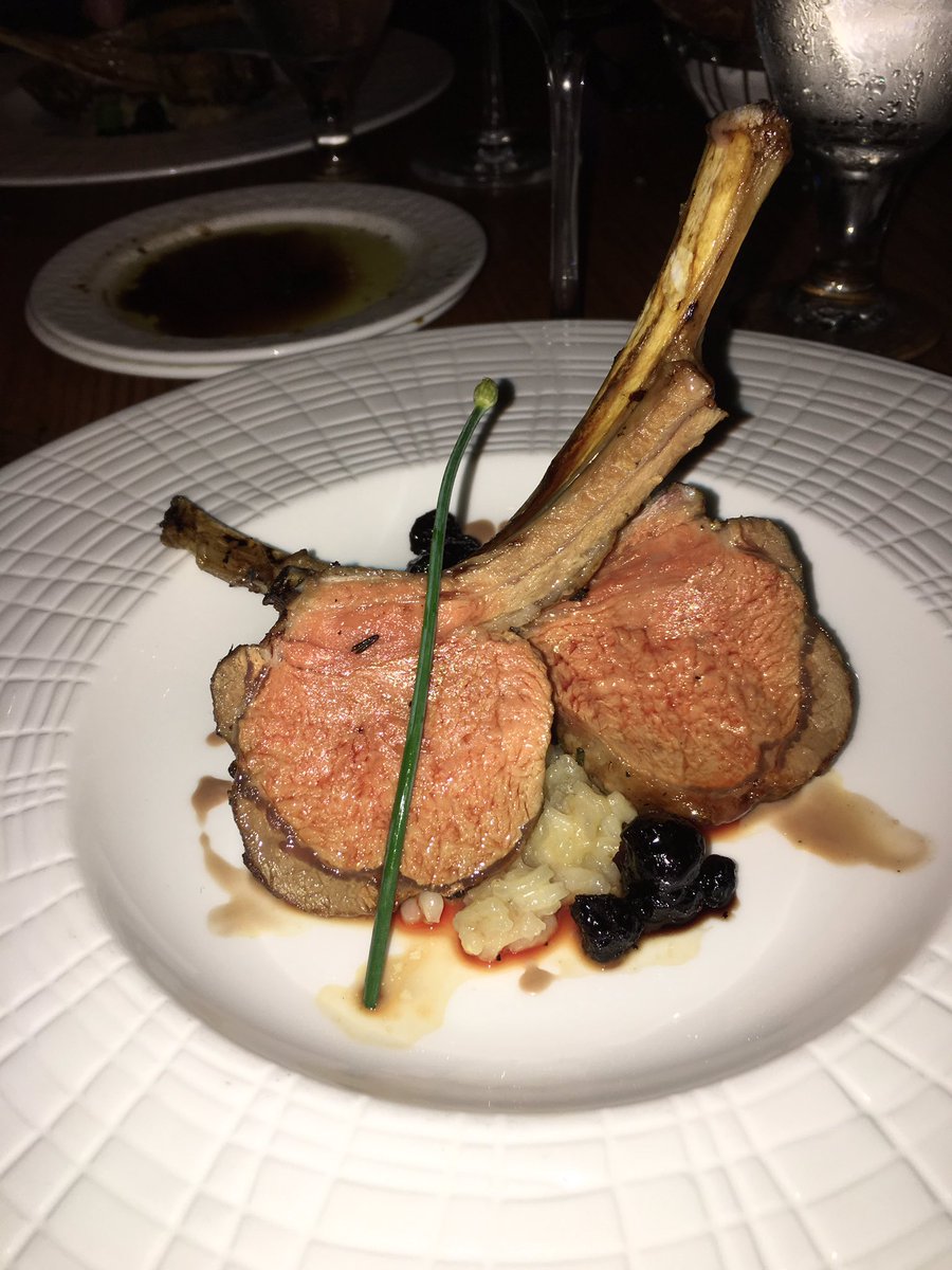 jengolf30's tweet photo. #Venice #chefderrick #chefalessandro... Amazing dinner at Venice. 7 courses of amazing flavors!!! https://t.co/qnwLVoppD7