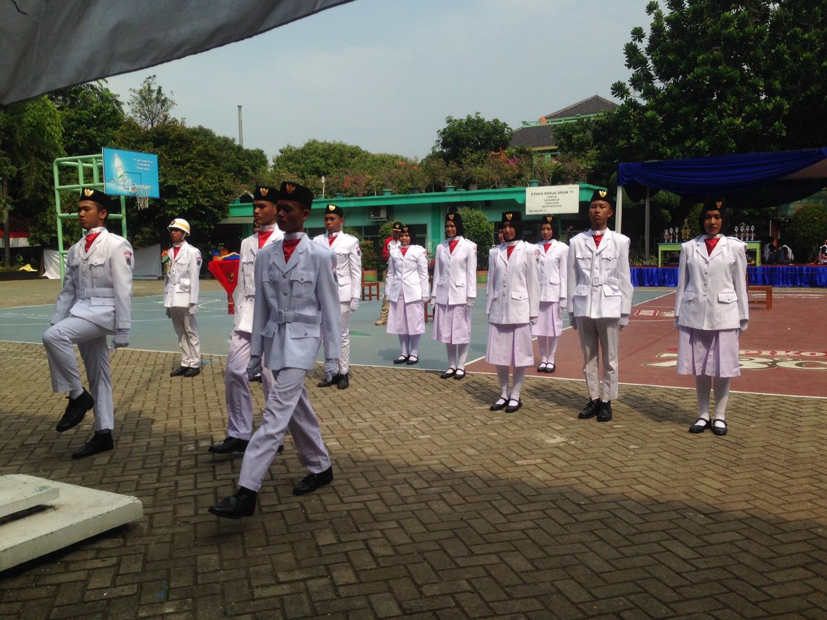 Paskibra SMAN 71 tweet media