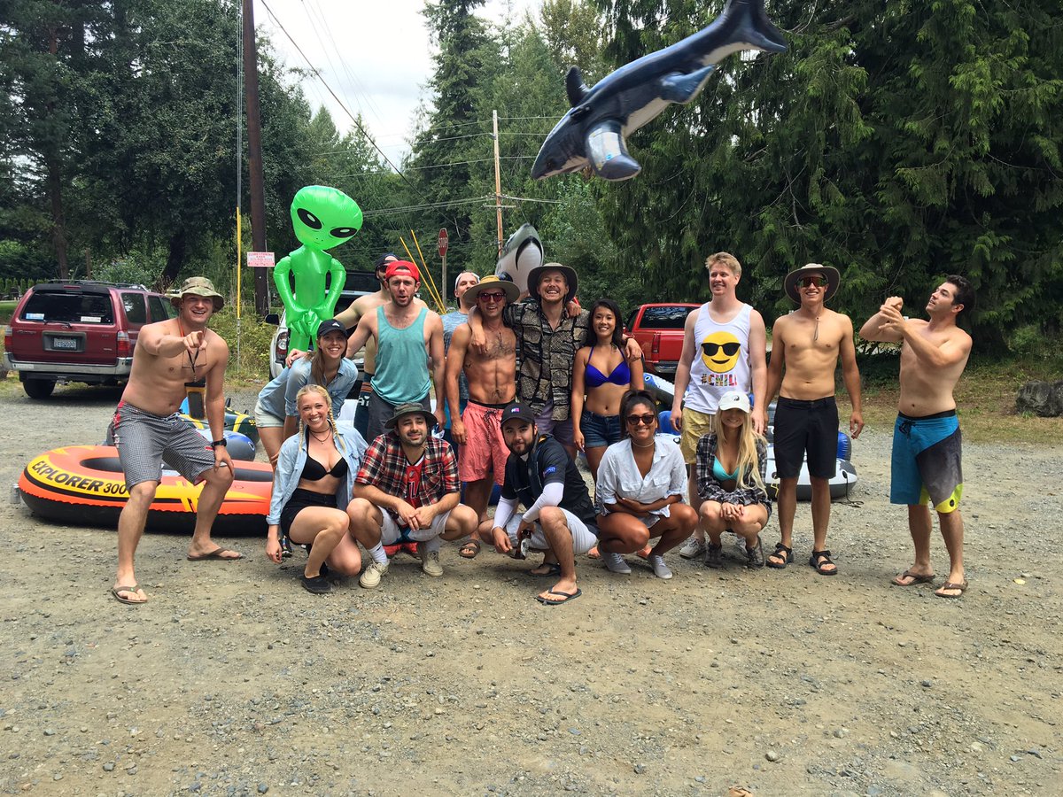 DramaDreww's tweet photo. 2️⃣0️⃣1️⃣4️⃣➡️2️⃣0️⃣1️⃣5️⃣➡️2️⃣0️⃣1️⃣6️⃣ #Floatapalooza https://t.co/0G5JykQePg