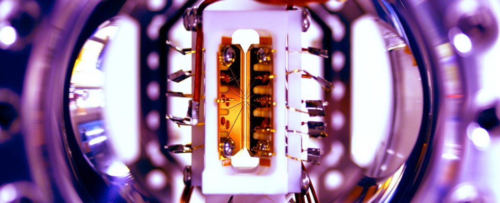 Eric_Juma's tweet photo. Researchers have built the first reprogrammable #quantum computer https://t.co/bw3L3hJx5x https://t.co/c2ervVidrv