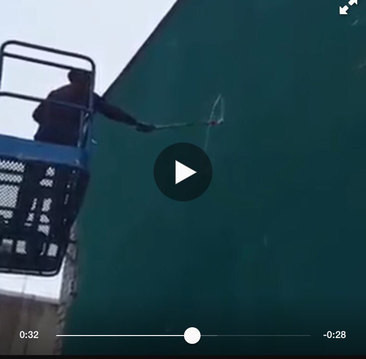 Some of the happenings in #Tramore for #TWalls with <a href="/jamesearleyart/">James Earley</a>! #WaterfordWalls facebook.com/waterfordwalls…