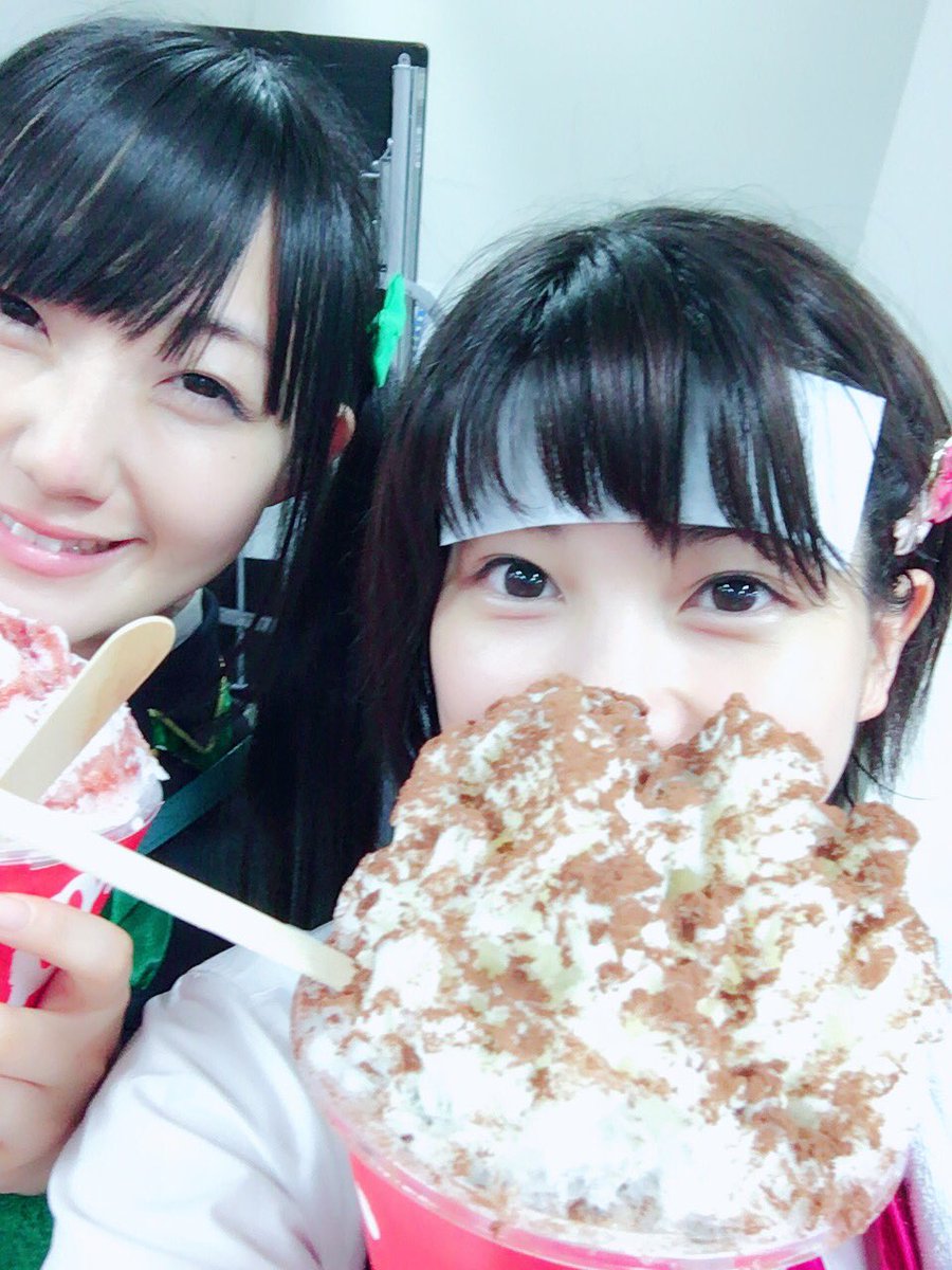 yuunonanoda's tweet photo. #yelo
#LLE82
カキ氷と酵素ドリンクで元気つけた❤️
#TIF2016 https://t.co/dwFmPGEvcU