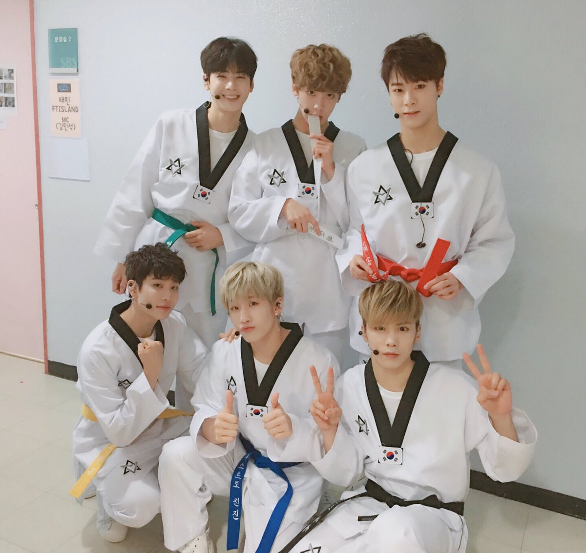 логотип астро рп. мунбин астро пресс. Astro bellum. Bellum iugurthinum. Astro bellum.