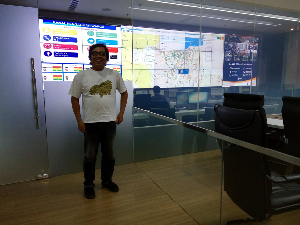 Ada di <a href="/JSCLounge/">JSCLounge</a> :) #SmartCity  | <a href="/ombudsmanjogja/">Lembaga Ombudsman DIY</a> <a href="/patukintegrasi/">Patuk Terintegrasi</a> <a href="/PasarTradi/">SI Pasar Rakyat</a>  <a href="/HNCRKFM/">Wonosari Kota Hijau</a>