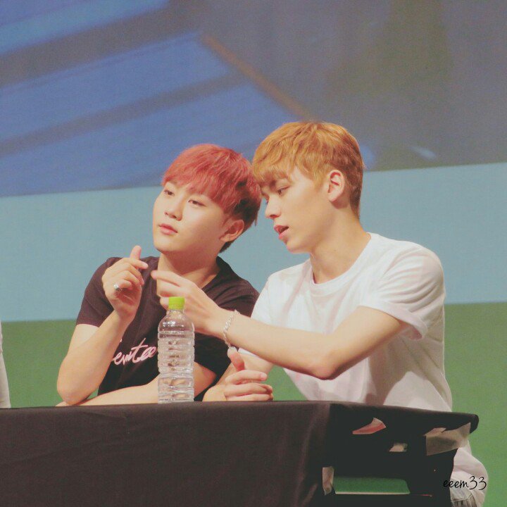 svtdays17's tweet photo. [PIC] 160806 Osaka Fansign #SEVENTEEN #세븐틴 #SEUNGKWAN #승관 #VERNON #버논 cr:eeem33 https://t.co/k0MJYwPGX2