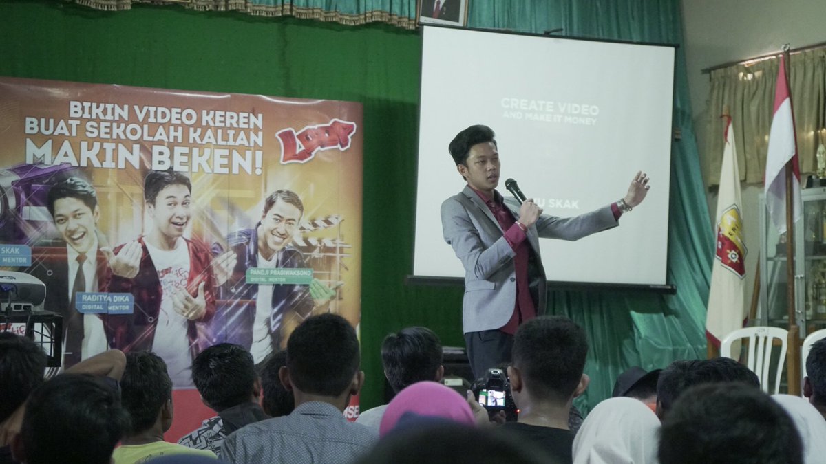 Moektito's tweet image. Semoga yang tersampaikan hari ini bermanfaat! Segeralah berkarya Rek! #LoopKePo #LOOP_ID