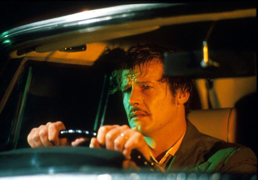 Legend__Channel's tweet image. Sir #RogerMoore shows he's no saint at 4.50pm in the classic psychological shocker The Man Who Haunted Himself.