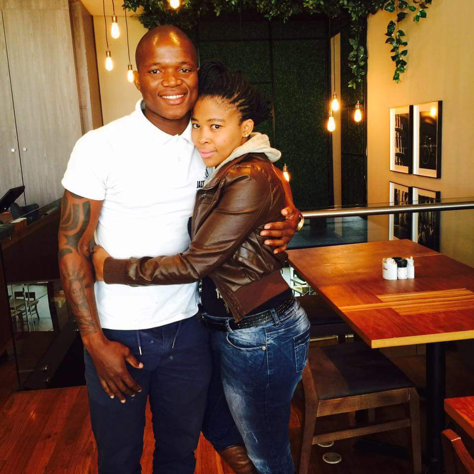Dipuooh's tweet photo. Dipuo will do anything to date a soccer player @kerotsekerobabe https://t.co/TV0TRJnKYp