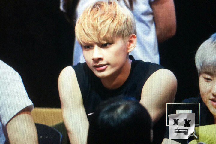 svtdays17's tweet photo. [PREVIEW] 160807 Tokyo Fansign #SEVENTEEN #세븐틴 #JUN #준 #준휘 cr:The Innocence https://t.co/md2RxGIUSr