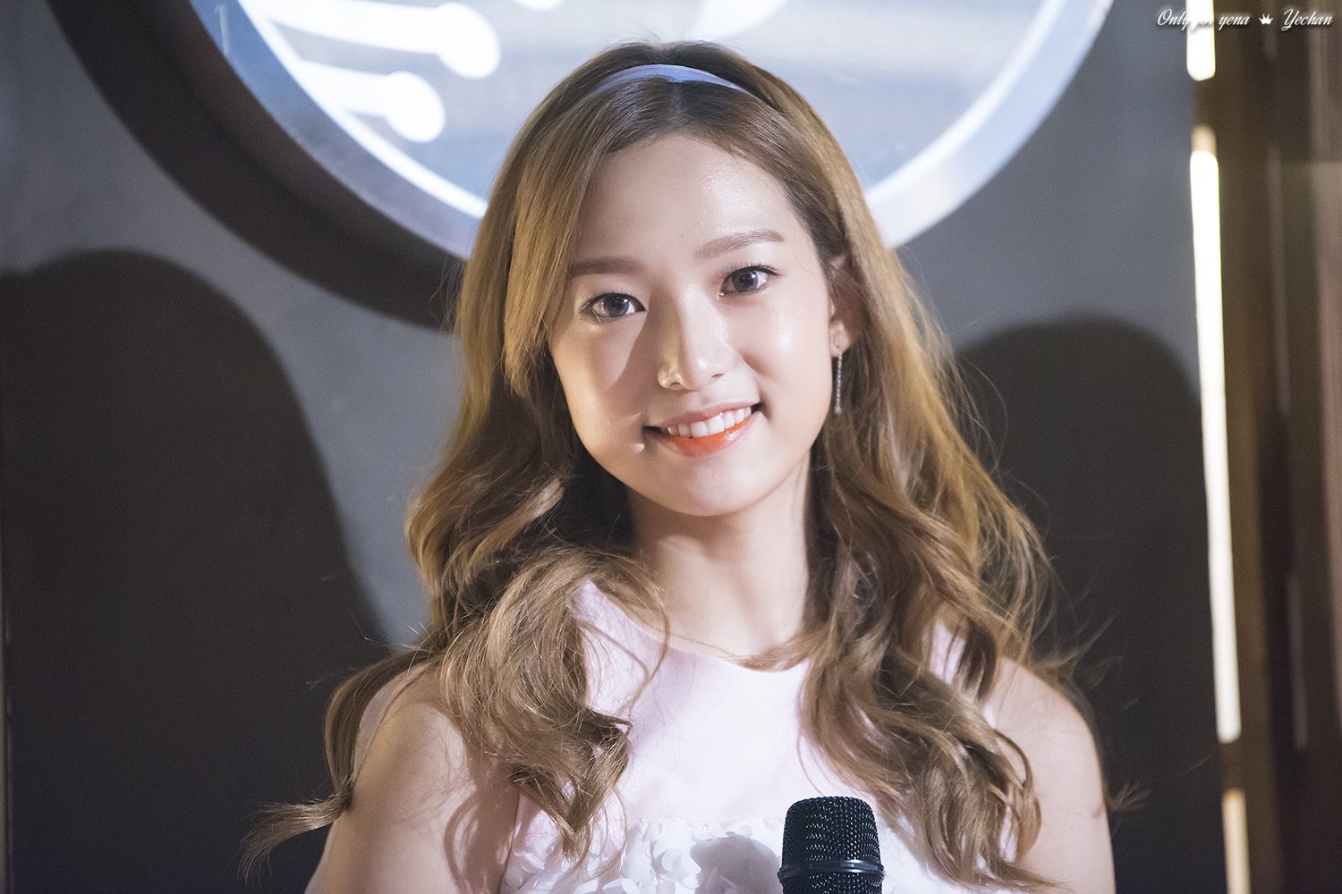 CpPp6F2UkAMO8HU.jpg:orig