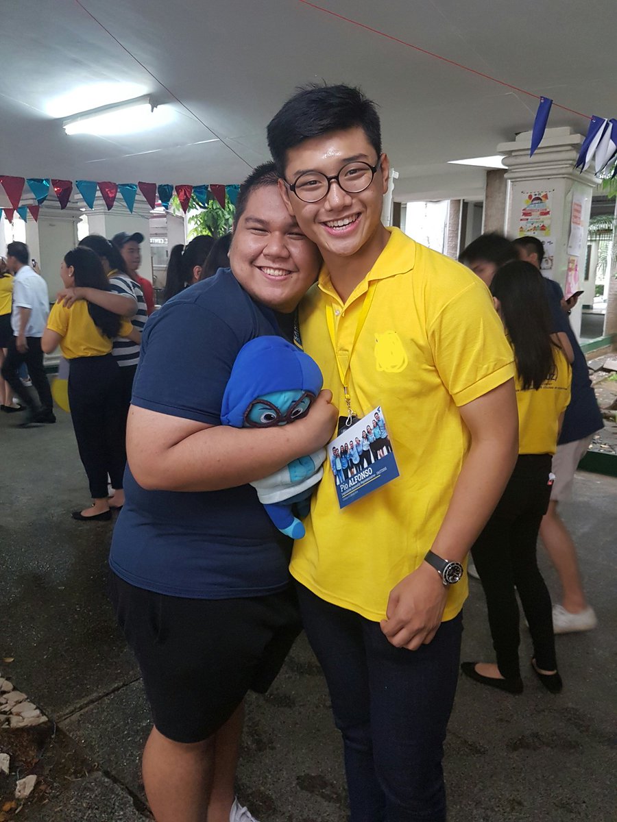 SexyBarexy's tweet photo. Never doubted you meng (except for the past 2 weeks hahahaha jk) Super proud of you! #SinceDay1 #listahan #gay #late https://t.co/LGjvSNmdTT
