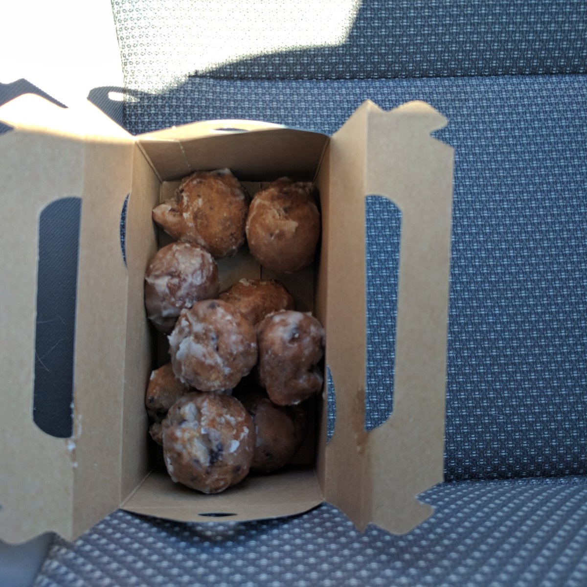 eXistenZmatrix's tweet photo. After trying for a week, and many excuses, finally got some @TimHortons blueberry timbits #logisticalfailure https://t.co/s44dpuuhp3