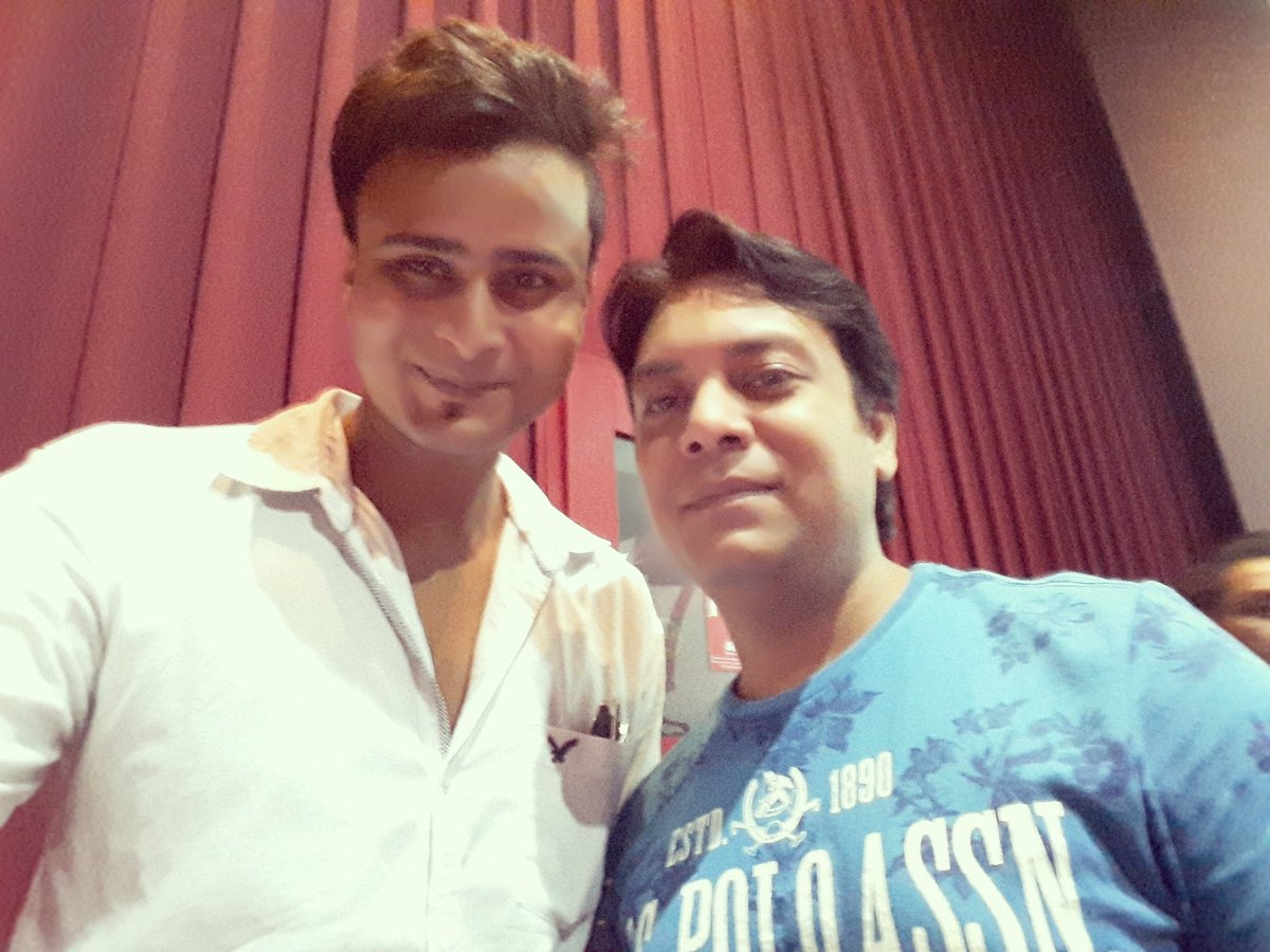 desiboy_jay's tweet photo. Huge respect 4 u sir @zeishan_quadri #jaysinghrajput .. https://t.co/KucHV9XrFf