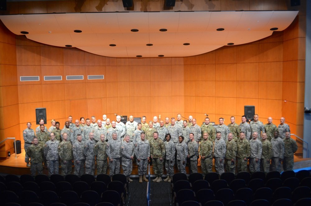 FORSCOMLdrDev's tweet photo. .@NCNationalGuard #WarrantOfficers Discuss Future of Their Corps |https://t.co/fSORSsmNtb | #ArmyLeaderDevelopment https://t.co/HVmvttsCl7